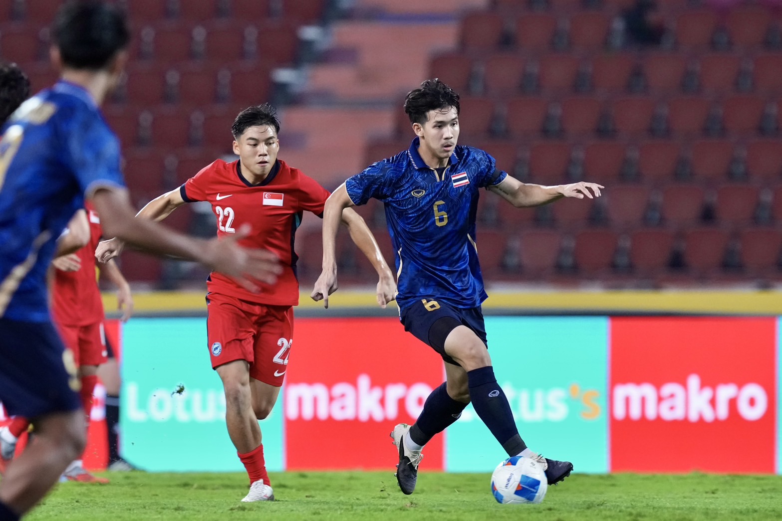  ช้างศึก ชนะ สิงคโปร์ 3-0 ทะลุเข้ารอบรองฯ ศึกซีเกมส์ 2025 