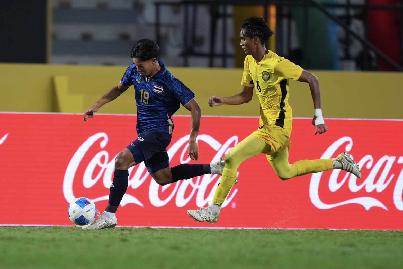  ฟุตบอลชายไทย ชนะ มาเลเซีย 1-0 ลิ่วชิงทองซีเกมส์ กับ เวียดนาม 